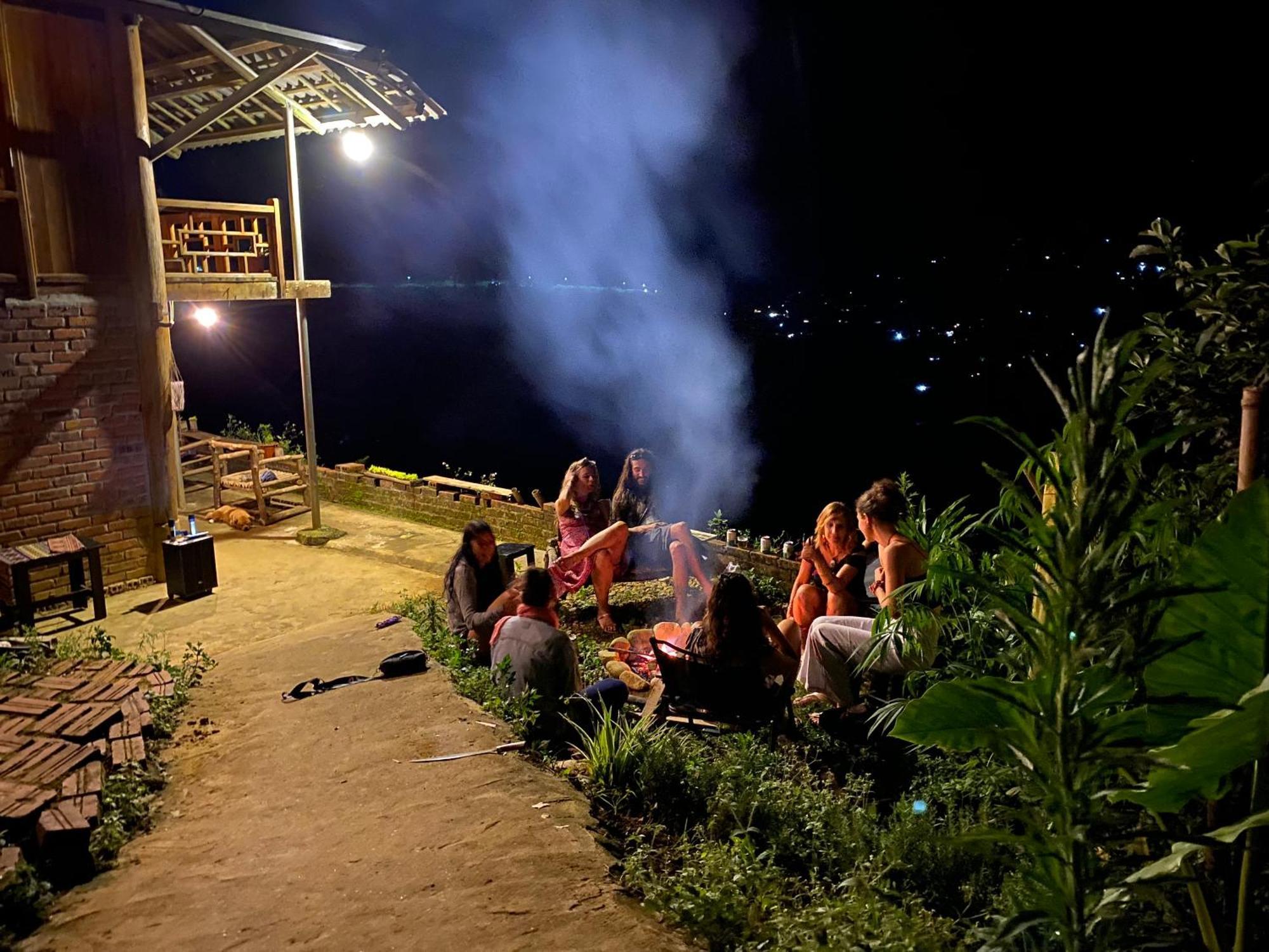 Pham'S House - Homestay & Cafe Sa Pa Esterno foto
